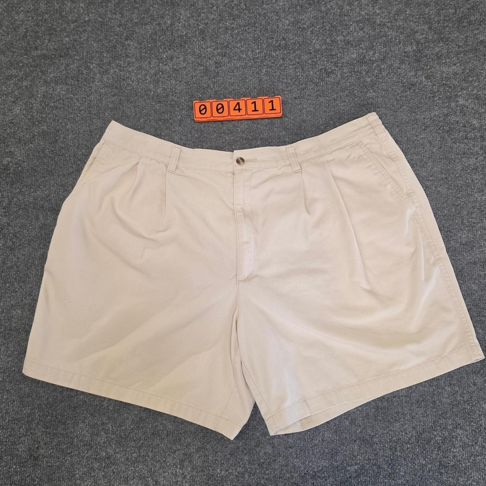 Windham Pointe Tan Chino Shorts Size 44